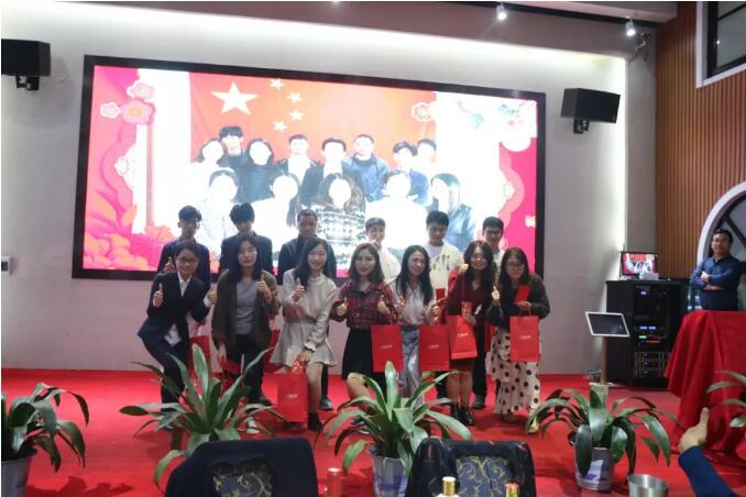 上海小语音答谢晚会圆满落幕！